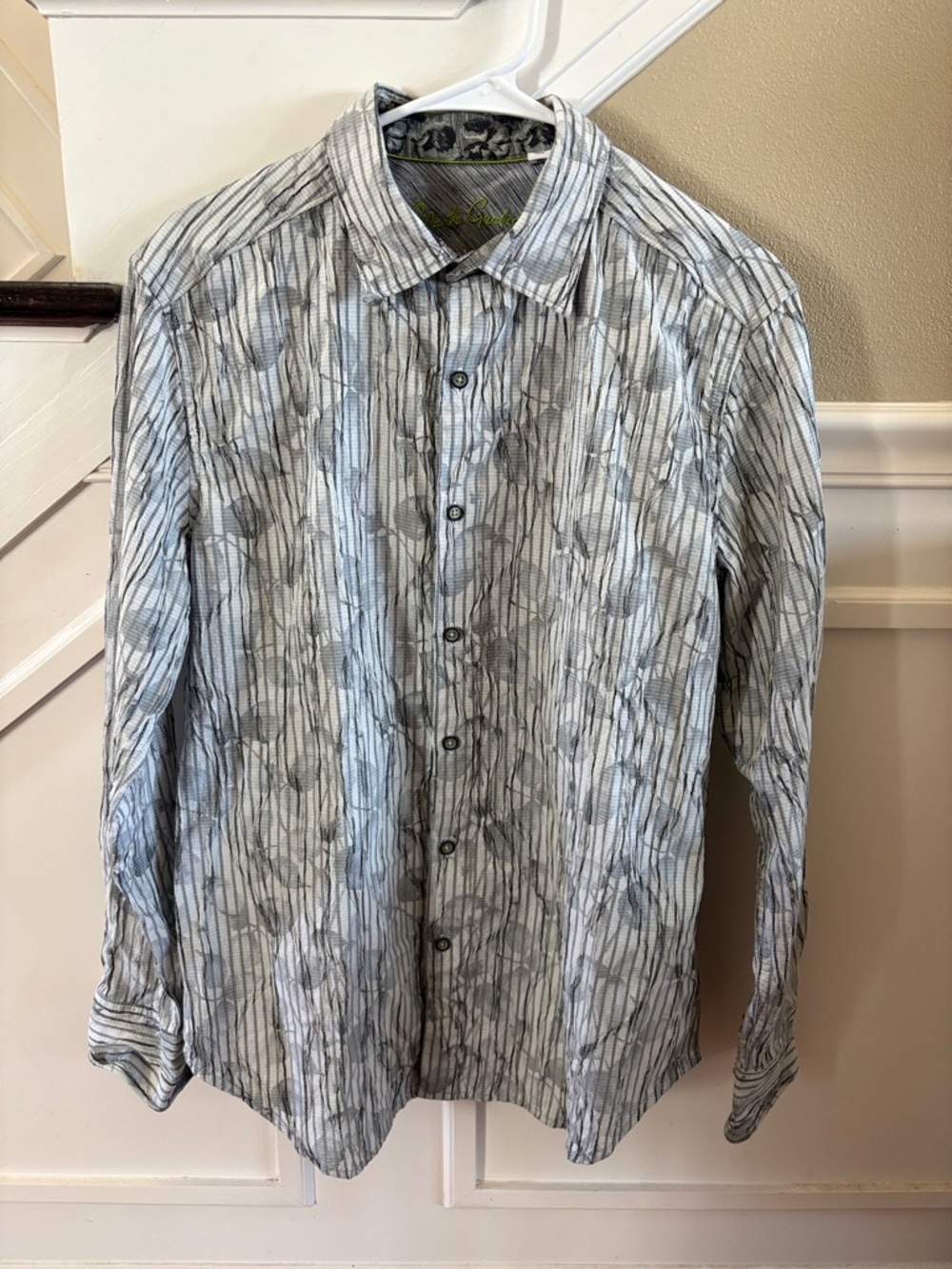 ROBERT GRAHAM LAGOS LONG SLEEVE BUTTON DOWN SHIRT Classic fit